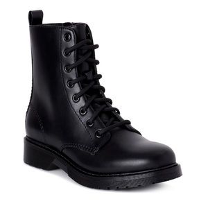 Time and Tru Women’s Lug Boot